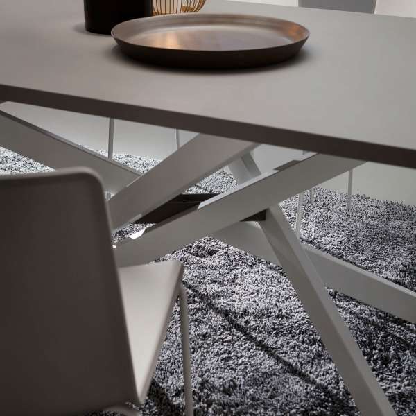 Table contemporaine en fénix - Renzo 2 - 2