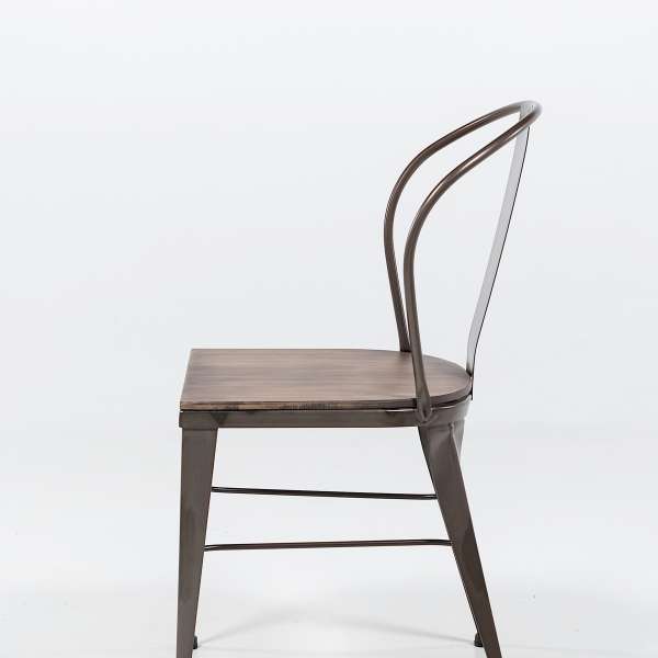 chaise industrielle en acier brut vernis, assise bois pin rustique 7 - 8