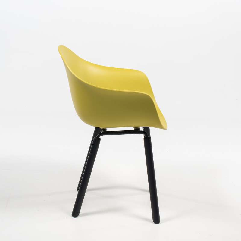 fauteuil design en polypropylène et bois - ta kubikoff® | 4-pieds