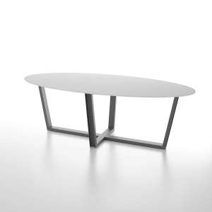 Table design en verre ovale avec pieds en métal modernes - Viktor