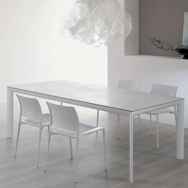 Table italienne rectangulaire en céramique contemporaine - Cocoon