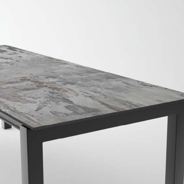 Table en Dekton rectangulaire extensible avec pieds en métal - Lakera - 13