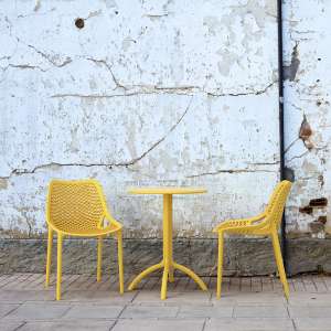 Chaise de jardin moderne ajourée en polypropylène jaune - Air