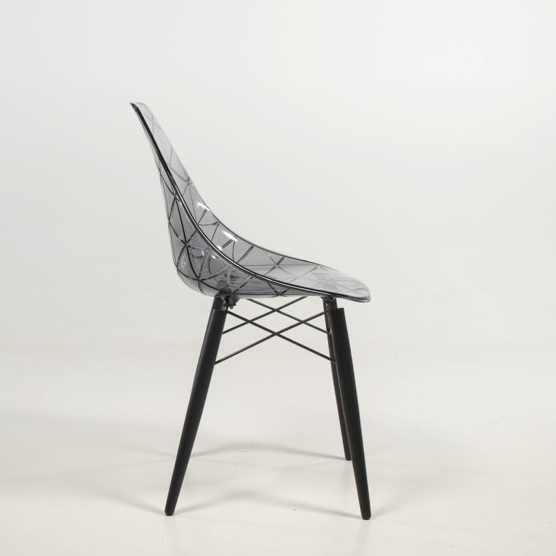 Chaise scandinave transparente avec pieds en bois  Prisma  4pieds.com