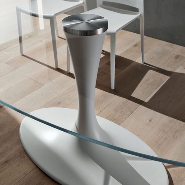 Table design ovale en verre transparent pied tulipe blanc - Ruud  - 4