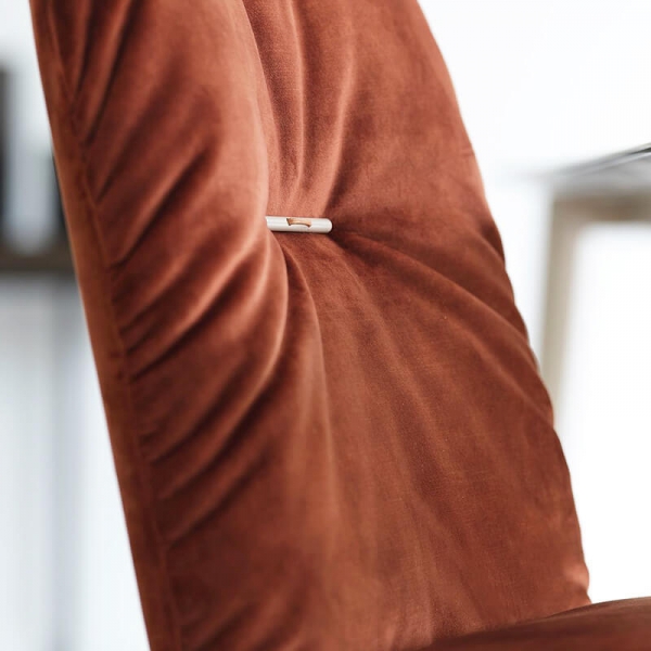 Chaise en tissu et pieds bois - Aura Mobitec® - 6