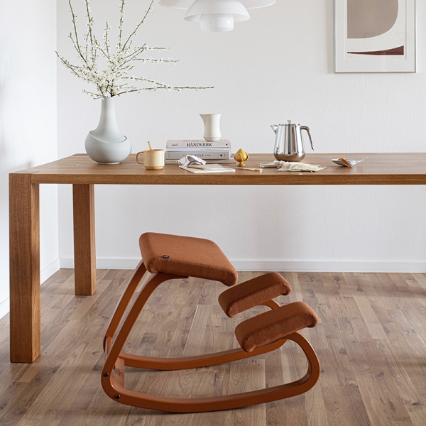 Chaise de bureau ergonomique à bascule en tissu - Variable Monochrome Varier® - 2