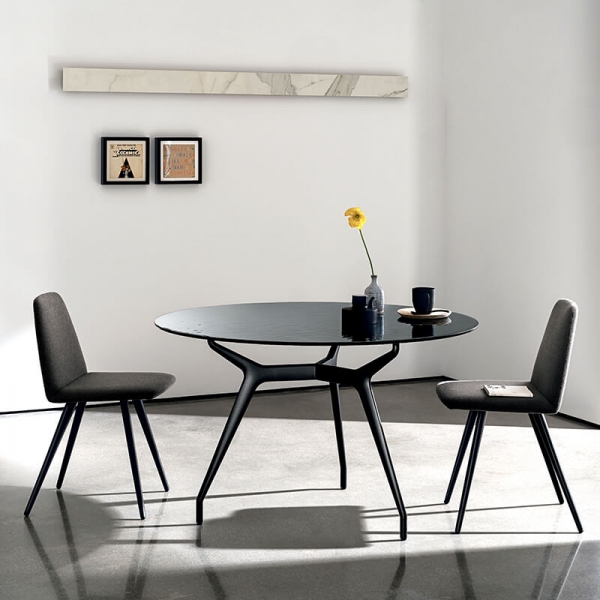 Table design ronde en verre fumé conçue en Italie - Arkos Sovet® - 1