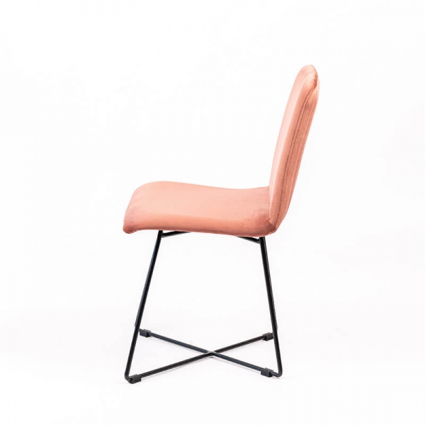 Chaise moderne en tissu rose avec dos matelassé et pieds en métal croisés - Plaza line - 6