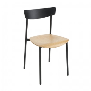 Chaise moderne en métal noir et assise en chêne - Clip Connubia®