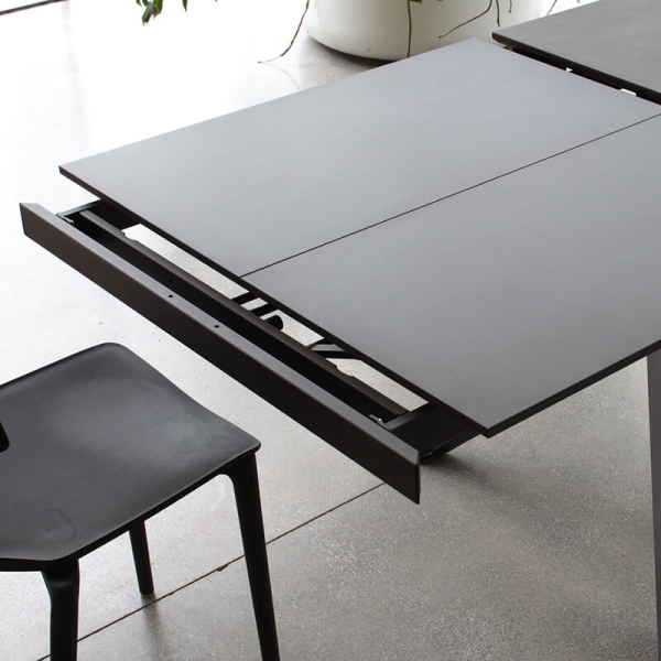 Table extensible grise avec piétement mikado en acier - Tokyo - 7