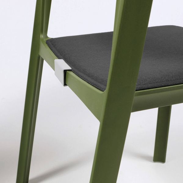 Chaise moderne en plastique empilable - Trill bistrot - 28