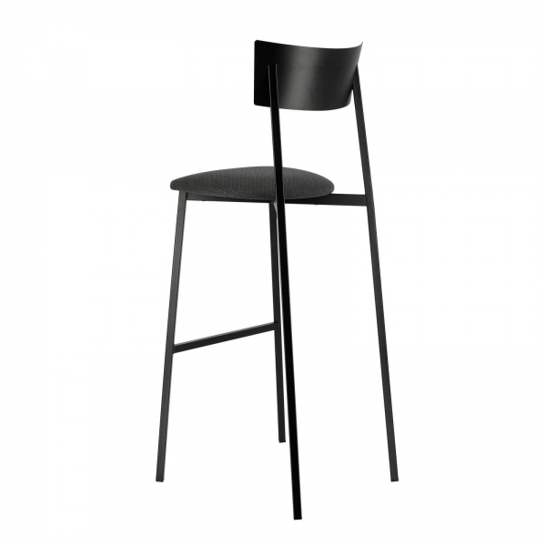 Tabouret de bar fabrication française avec assise en tissu noir rembourrée et dossier métal - Anémone Carrier® - 5