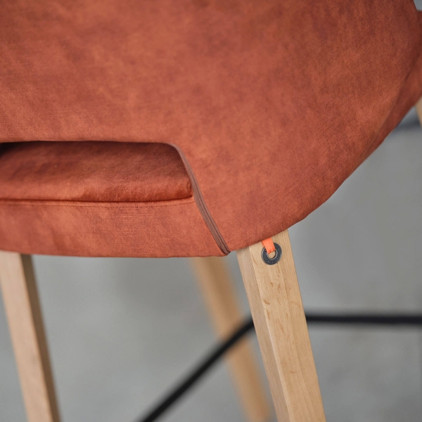 Tabouret snack en tissu avec accoudoirs et pieds en bois - Lena Mobitec ® - 5