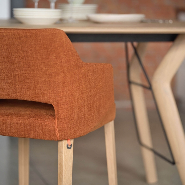 Tabouret snack en tissu avec accoudoirs et pieds en bois - Lena Mobitec ® - 6