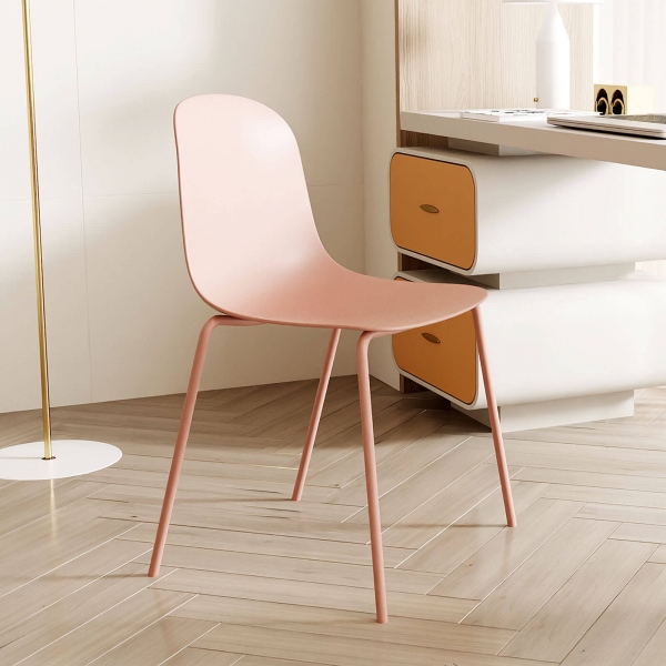 Chaise coque moderne empilable en polypropylène rose avec pieds en métal - Lily - 14