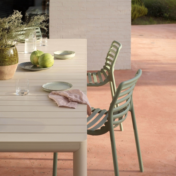 Table de jardin extensible en aluminium et plastique recyclé coloris creme - Tevere - 5