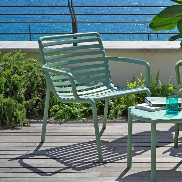 Fauteuil de jardin bas relax design italien coloris vert menthe - Doga - 1