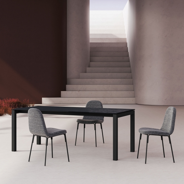 Chaise design coque bicolore avec pieds en métal - Galet Mobliberica - 3