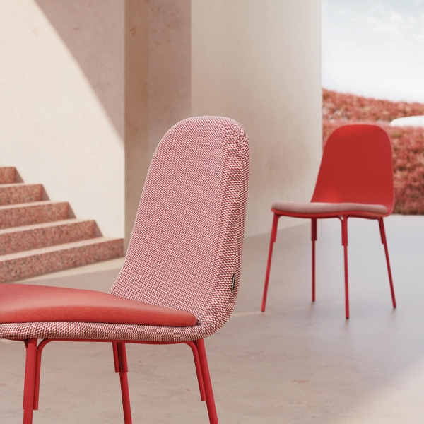Chaise tendance coque bicolore avec pieds en métal - Galet Mobliberica - 6