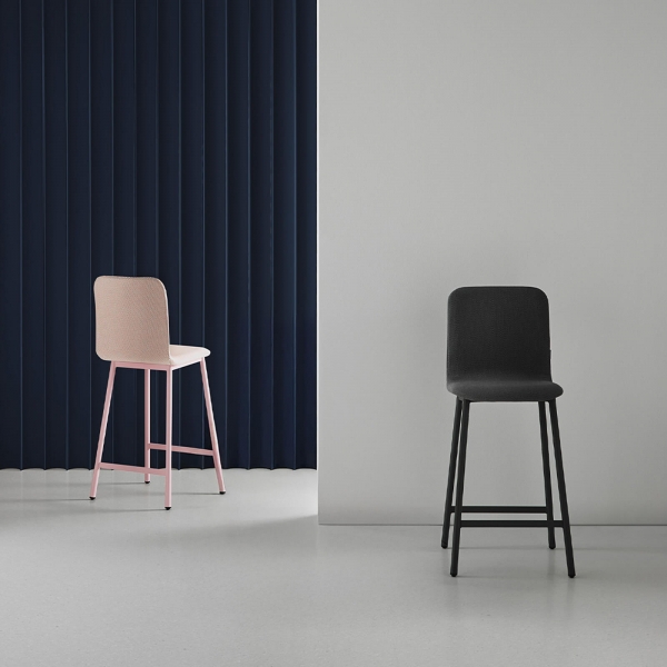 Tabouret hauteur 65 cm avec assise tissu et pieds en métal - Pepper - 5